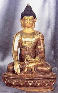 Boeddha met zijn hand naar de aarde gericht
